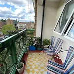 Contemporary 1Bd Flat Wbalcony - Stoke Newington!