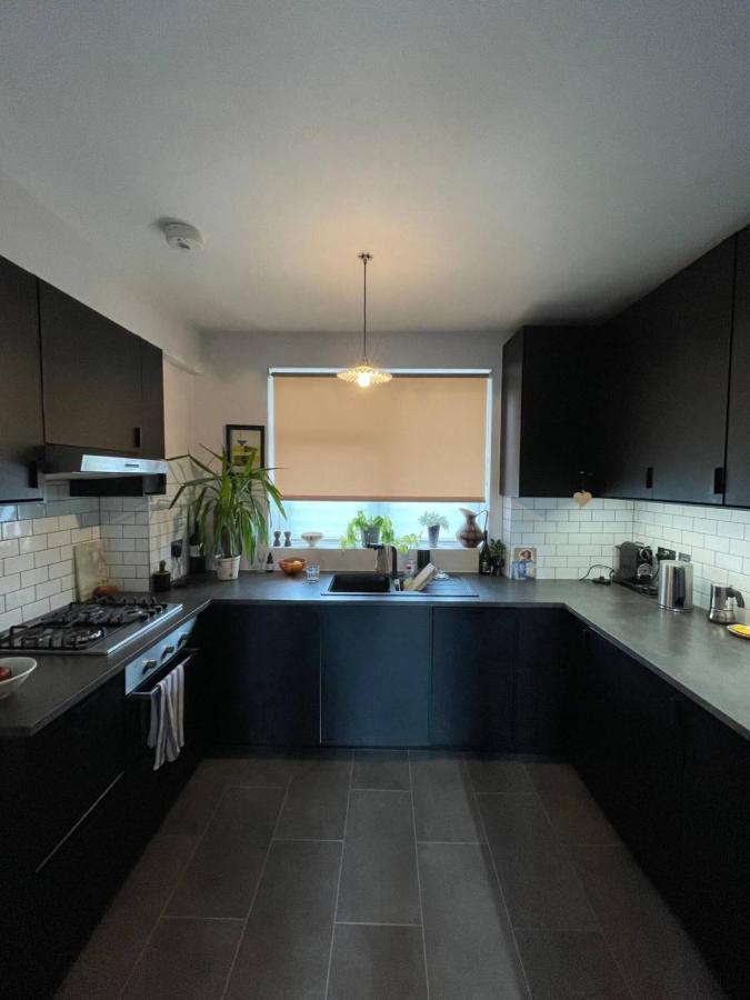Contemporary 1bd Flat Wbalcony - Stoke Newington! Appartamento *